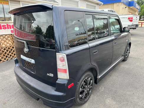Used 2005 Scion xB image 10