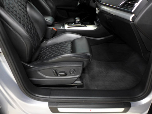 Used 2021 Audi SQ5 Premium Plus w/ Premium Plus Package image 57