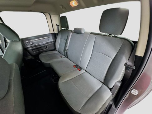 Used 2021 RAM 1500 Classic SLT image 23