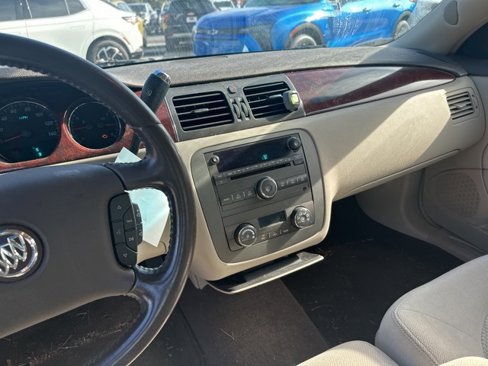 Used 2008 Buick Lucerne CX image 11
