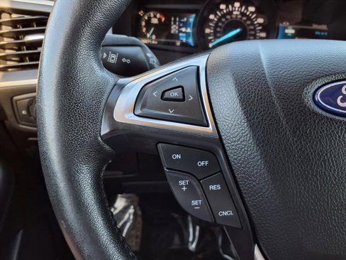 Used 2022 Ford Edge SEL w/ Convenience Package image 9