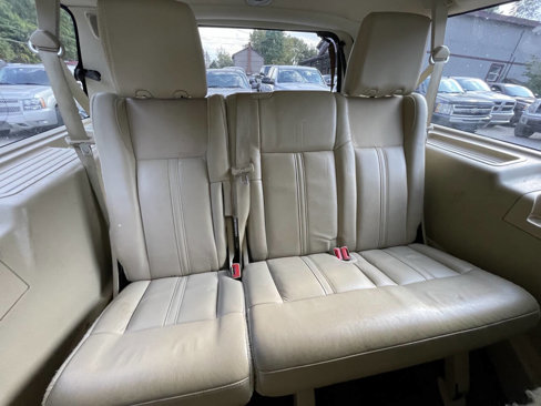 Used 2015 Lincoln Navigator L 4WD w/ Equipment Group 101A Reserve image 29