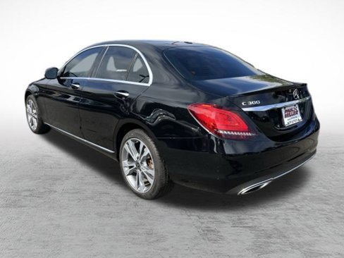Used 2019 Mercedes-Benz C 300 4MATIC Sedan image 5