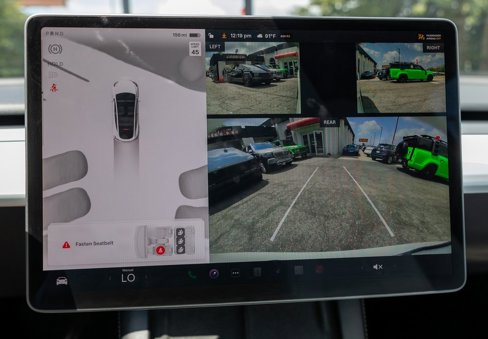 Used 2024 Tesla Model Y Performance image 9