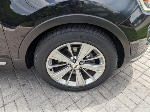 Used 2018 Ford Explorer Limited image 17