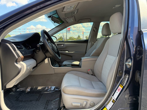 Used 2016 Toyota Camry LE image 13