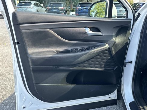 Used 2019 Hyundai Santa Fe SE image 17