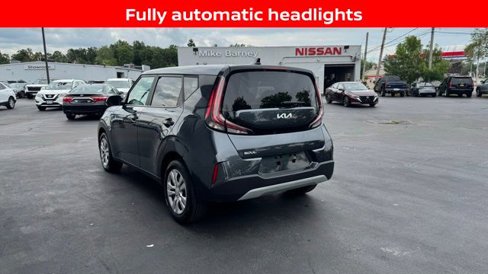 Used 2023 Kia Soul LX image 4