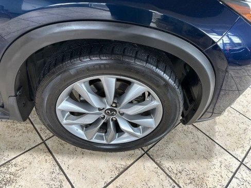 Used 2022 INFINITI QX50 Pure image 24