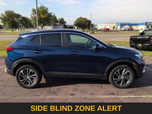 Used 2022 Buick Encore GX Select w/ Safety Package II image 8