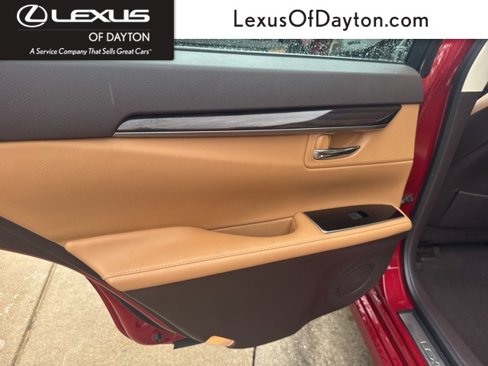 Used 2016 Lexus ES 350 image 32