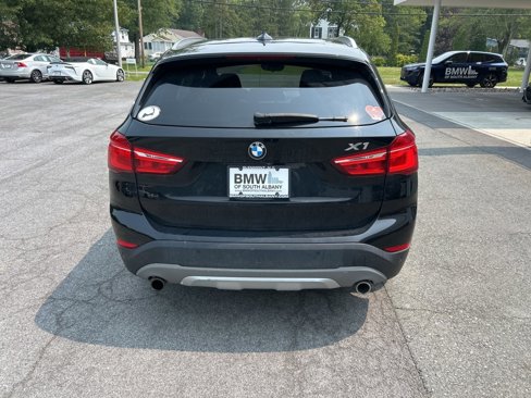 Used 2017 BMW X1 xDrive28i image 4