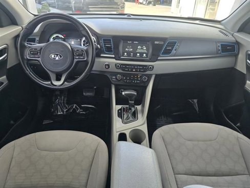 Used 2019 Kia Niro LX image 8