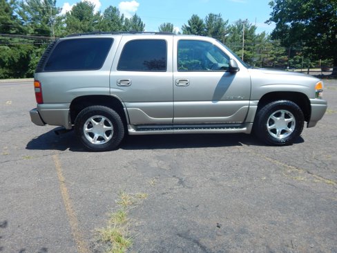 Used 2002 GMC Yukon Denali image 5