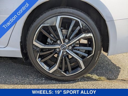 Used 2024 Nissan Altima 2.5 SR image 11