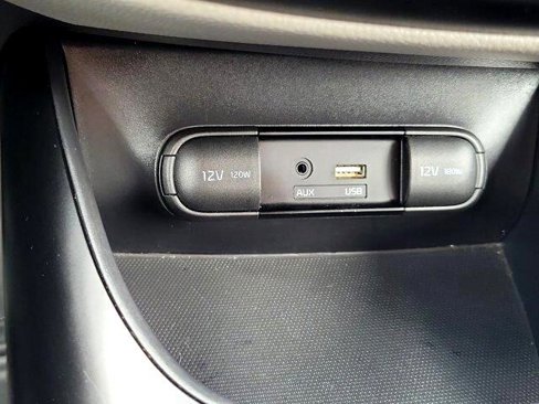 Used 2016 Kia Soul image 24