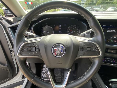 Used 2023 Buick Envision Essence image 17