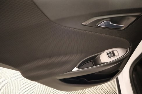Used 2023 Chevrolet Malibu LS w/ Driver Confidence Package image 15