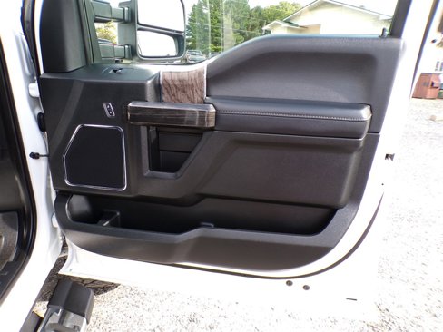 Used 2019 Ford F450 Lariat w/ Lariat Ultimate Package image 30