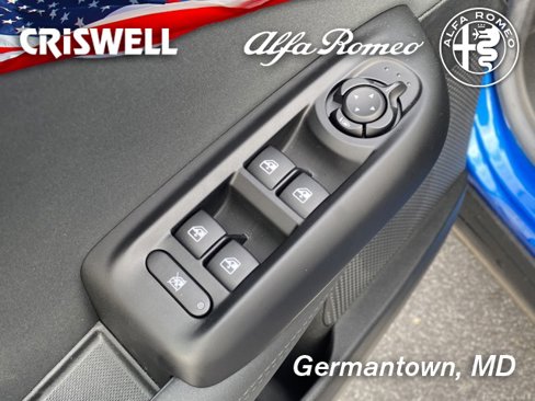 New 2024 Alfa Romeo Tonale Ti w/ Active Assist Package image 17