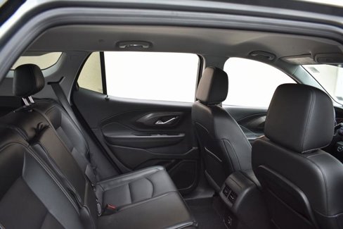 Used 2024 GMC Terrain SLT image 25