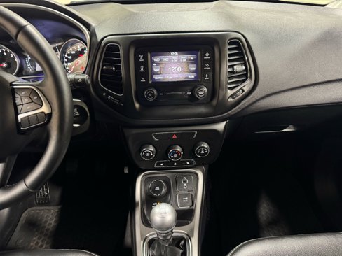 Used 2018 Jeep Compass Latitude w/ Cold Weather Group image 55