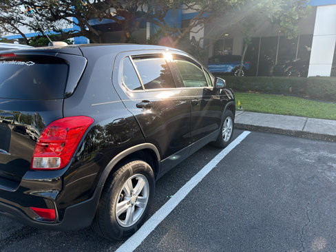 Certified 2022 Chevrolet Trax LS w/ Tint and Cruise Package image 3