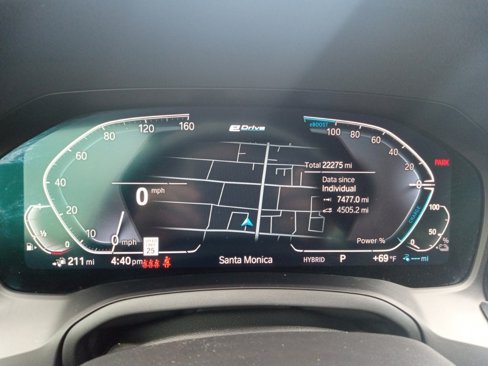 Used 2022 BMW 330e w/ M Sport Package image 14