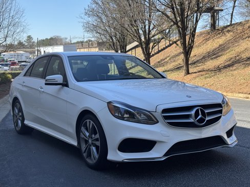 Used 2014 Mercedes-Benz E 350 Sedan image 9