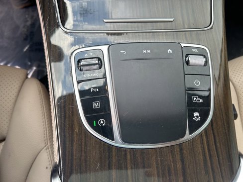Used 2020 Mercedes-Benz GLC 300 image 44