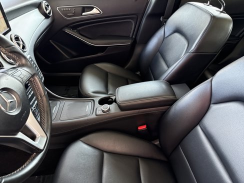 Used 2015 Mercedes-Benz GLA 250 4MATIC image 26