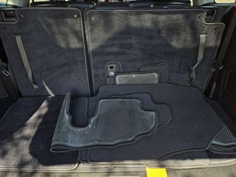 Used 2021 Toyota Highlander XLE image 11