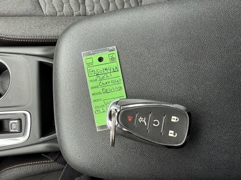 Used 2021 Chevrolet Equinox LT image 23