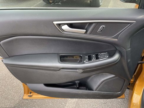 Used 2016 Ford Edge SEL w/ Equipment Group 201A image 16