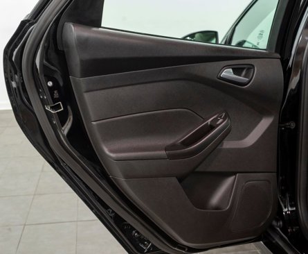 Used 2018 Ford Focus SE image 6