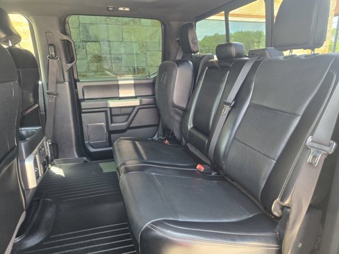 Used 2017 Ford F150 Lariat image 7