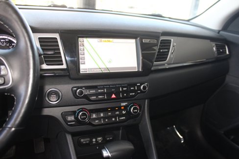 Used 2019 Kia Niro Touring image 24