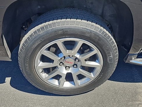 Used 2019 GMC Yukon XL Denali image 11