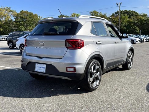 Certified 2023 Hyundai Venue SEL image 7