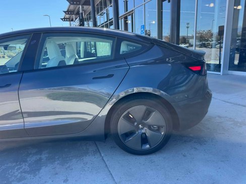 Used 2022 Tesla Model 3 Long Range image 4