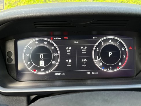 Used 2018 Land Rover Discovery HSE image 12