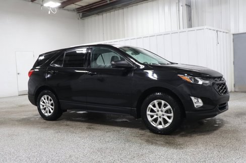 Used 2019 Chevrolet Equinox LS w/ LS Convenience Package image 2