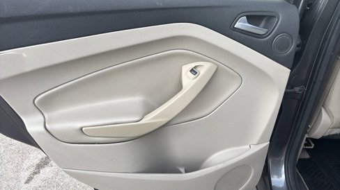 Used 2015 Ford Escape Titanium image 23