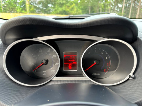 Used 2009 Mitsubishi Outlander SE image 30