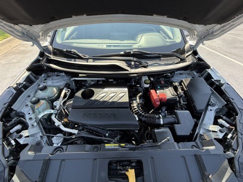 Used 2023 Nissan Rogue SV image 31