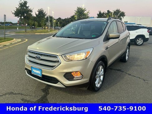 Used 2018 Ford Escape SE w/ SE Sync 3 Package image 1