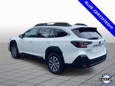 Used 2023 Subaru Outback Premium image 4