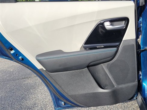Certified 2022 Kia Niro LXS image 14