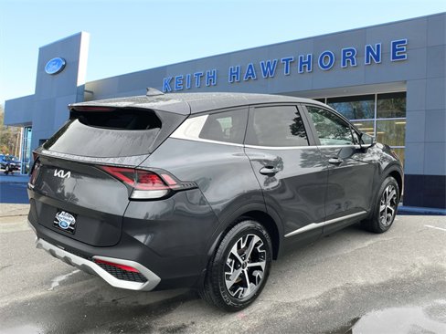 Used 2023 Kia Sportage EX image 6