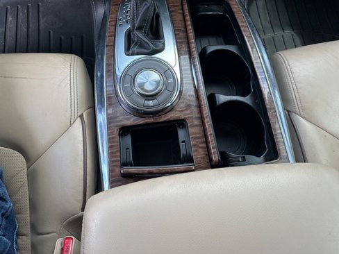 Used 2018 Nissan Armada SL w/ Moonroof Package image 23